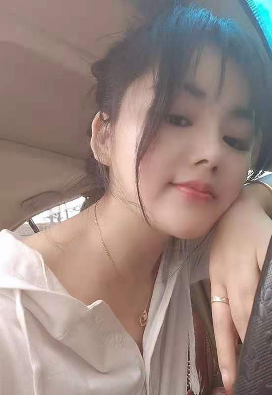 小石头女朋友的感觉