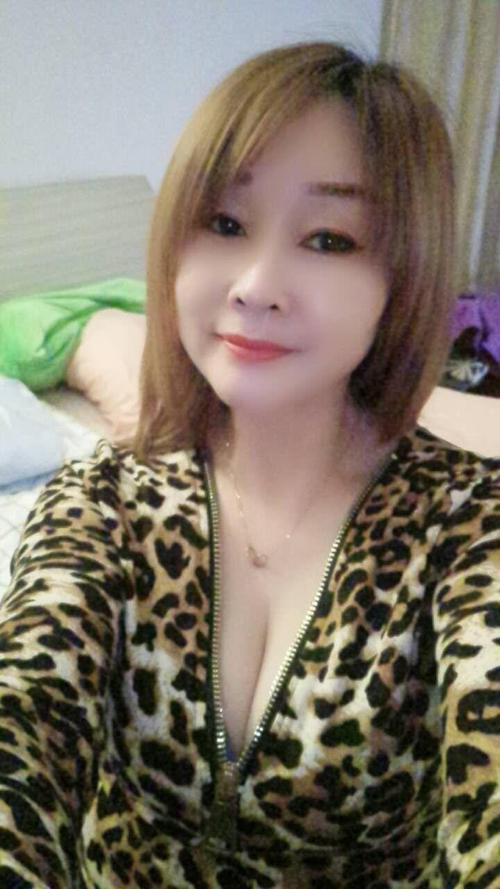 颜值性价比的少妇