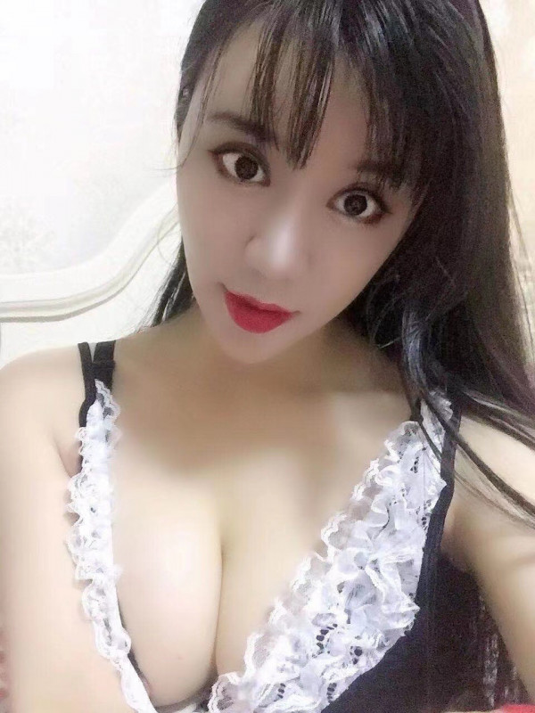 禅城身材挺好的晴儿