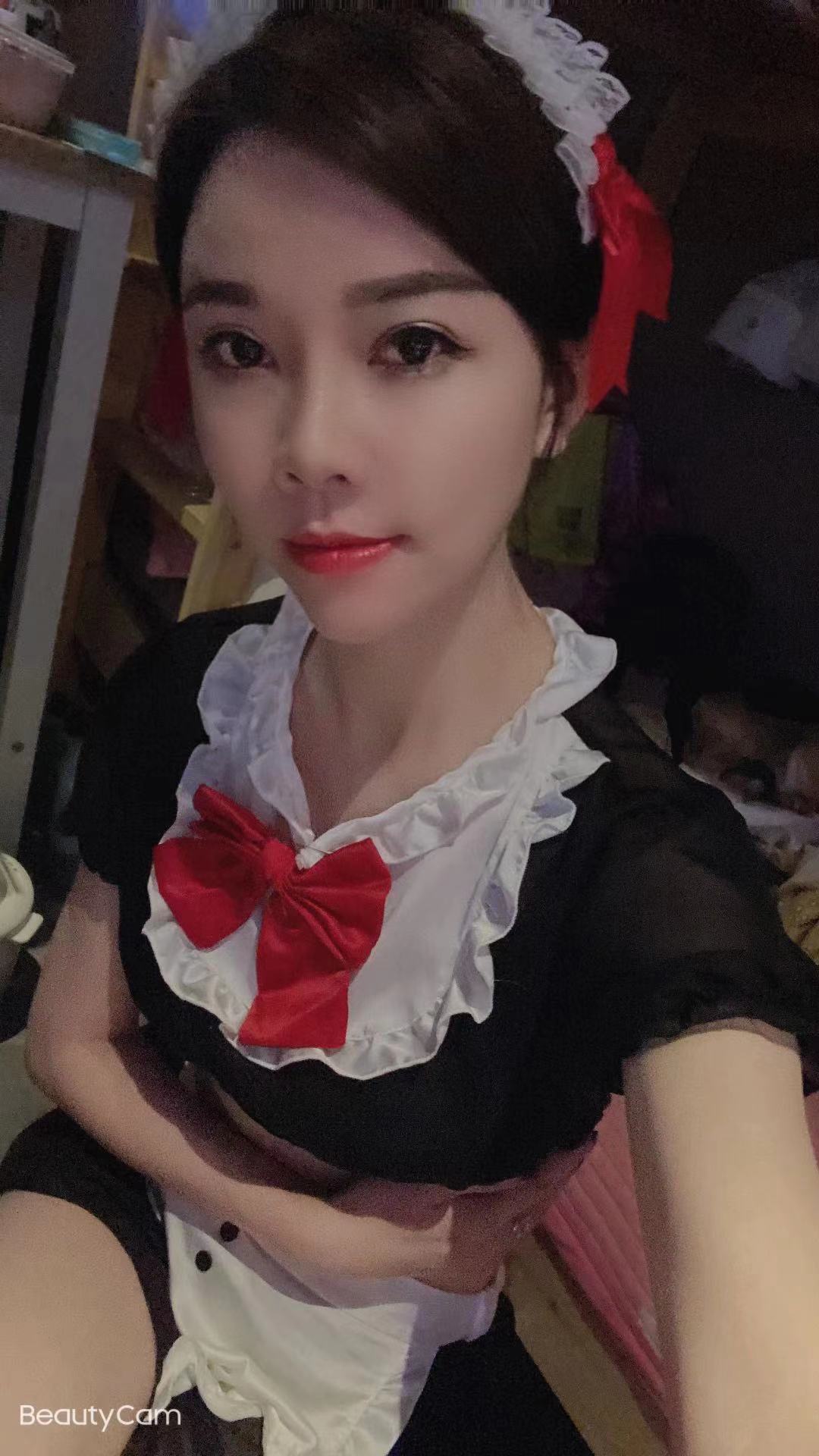 青岛漂亮制服妹子