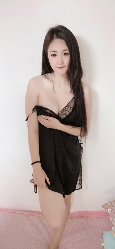 泻火刚入行的小白女神