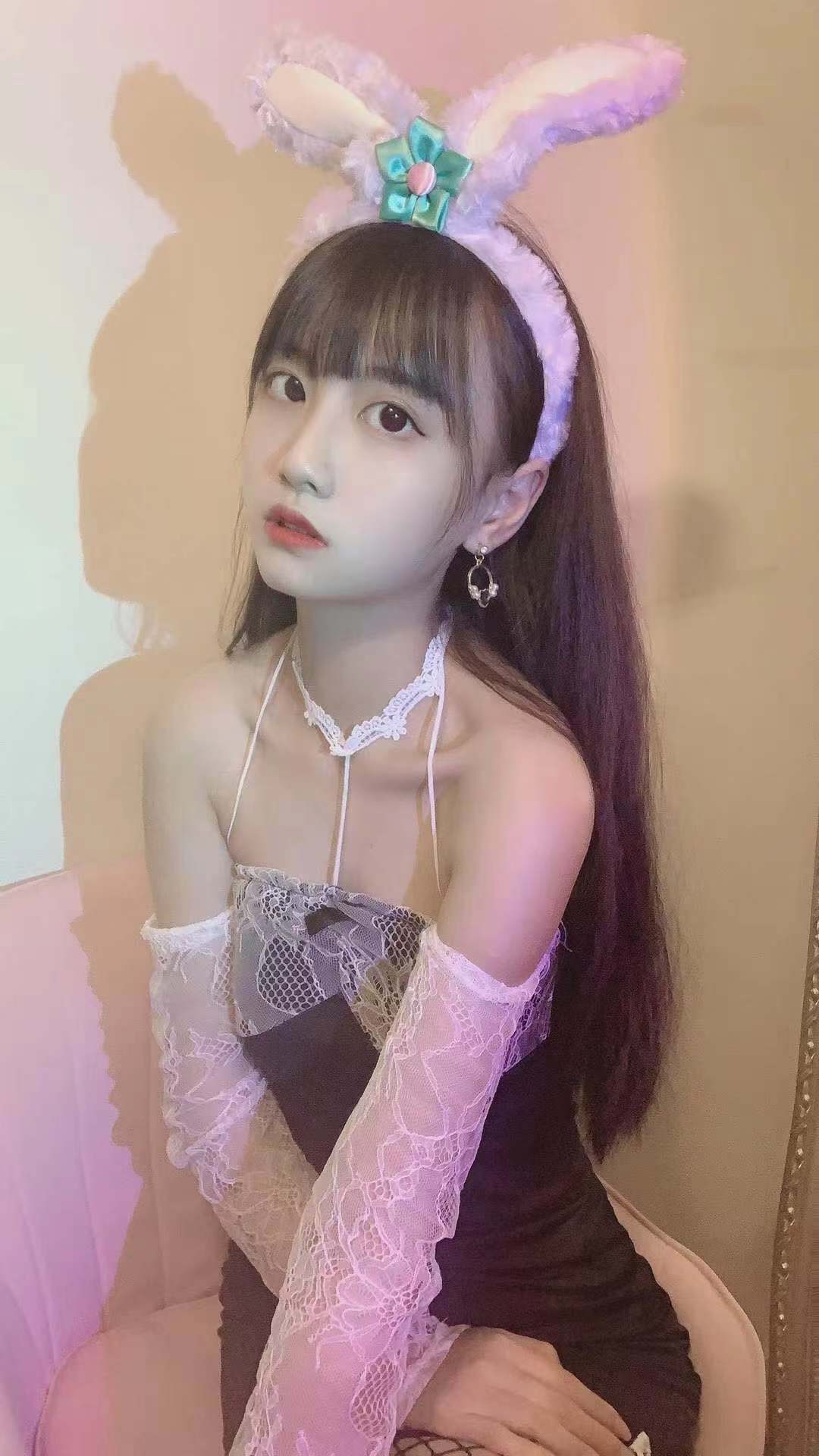 清纯小嫩妹，身材一流