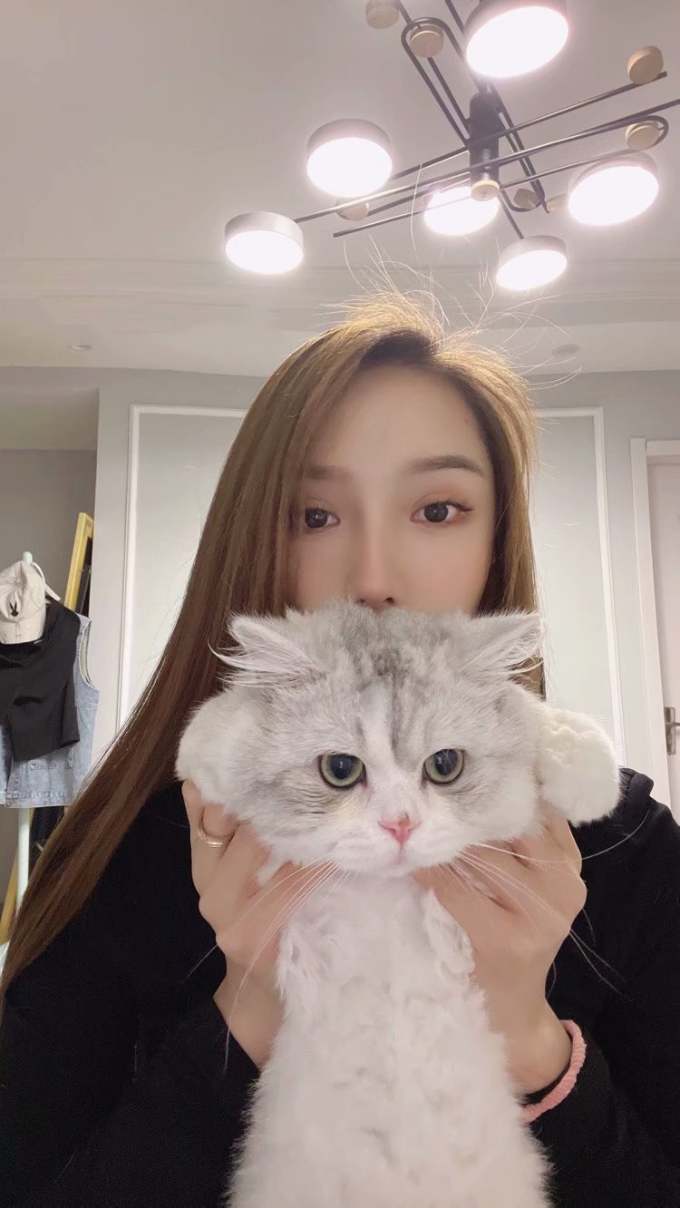 一个口活很好的妹子