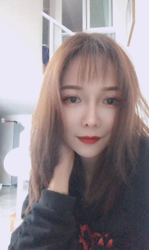 红山妹子徐新雨